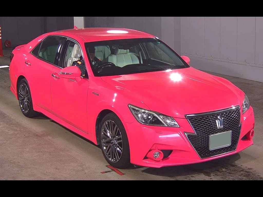 TOYOTA CROWN HYBRID ATHLETE G REBORN PINK