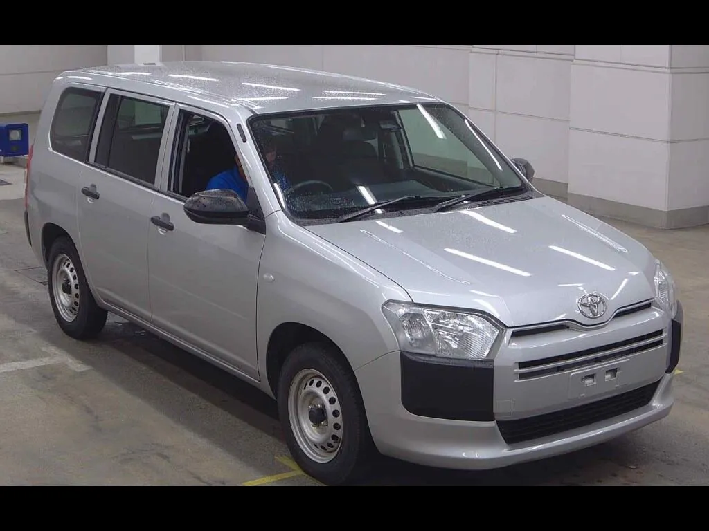 TOYOTA PROBOX 4WD G