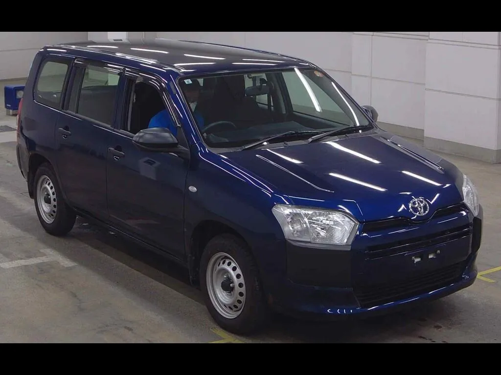 TOYOTA PROBOX 4WD DX COMFORT