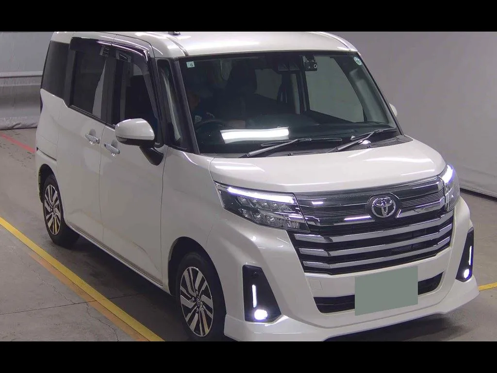 TOYOTA ROOMY 4WD CUSTOM G