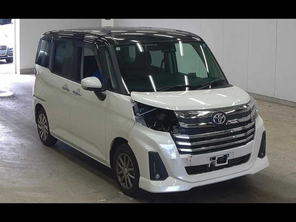 TOYOTA ROOMY 4WD CUSTOM G