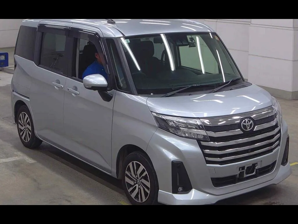 TOYOTA ROOMY 4WD CUSTOM G