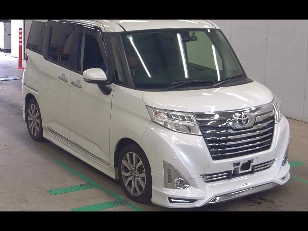 TOYOTA ROOMY CUSTOM G-T