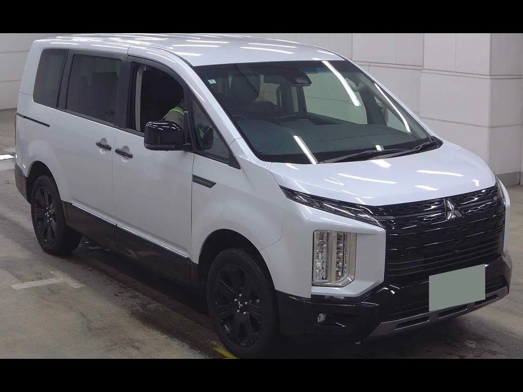 MITSUBISHI DELICA D:5 4WD CHAMONIX