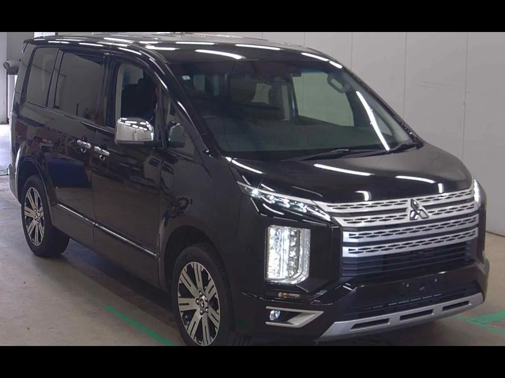 MITSUBISHI DELICA D:5 4WD P