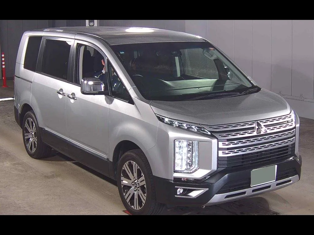MITSUBISHI DELICA D:5 4WD P