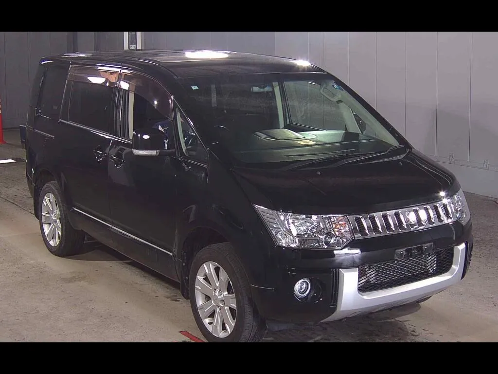 MITSUBISHI DELICA D:5 4WD D POWER PACKAGE