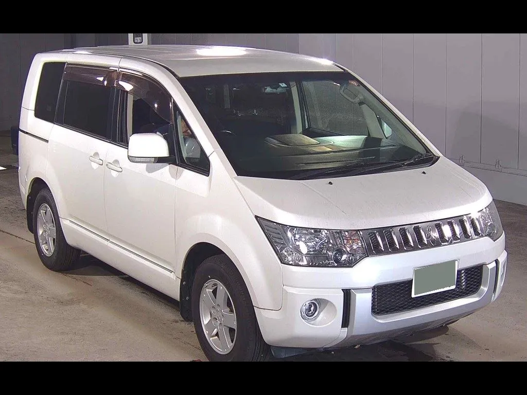 MITSUBISHI DELICA D:5 G POWER PACKAGE