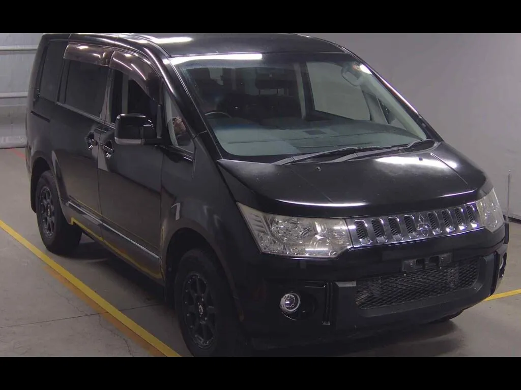 MITSUBISHI DELICA D:5 4WD D POWER PACKAGE