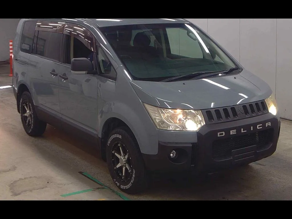 MITSUBISHI DELICA D:5 4WD G POWER PACKAGE