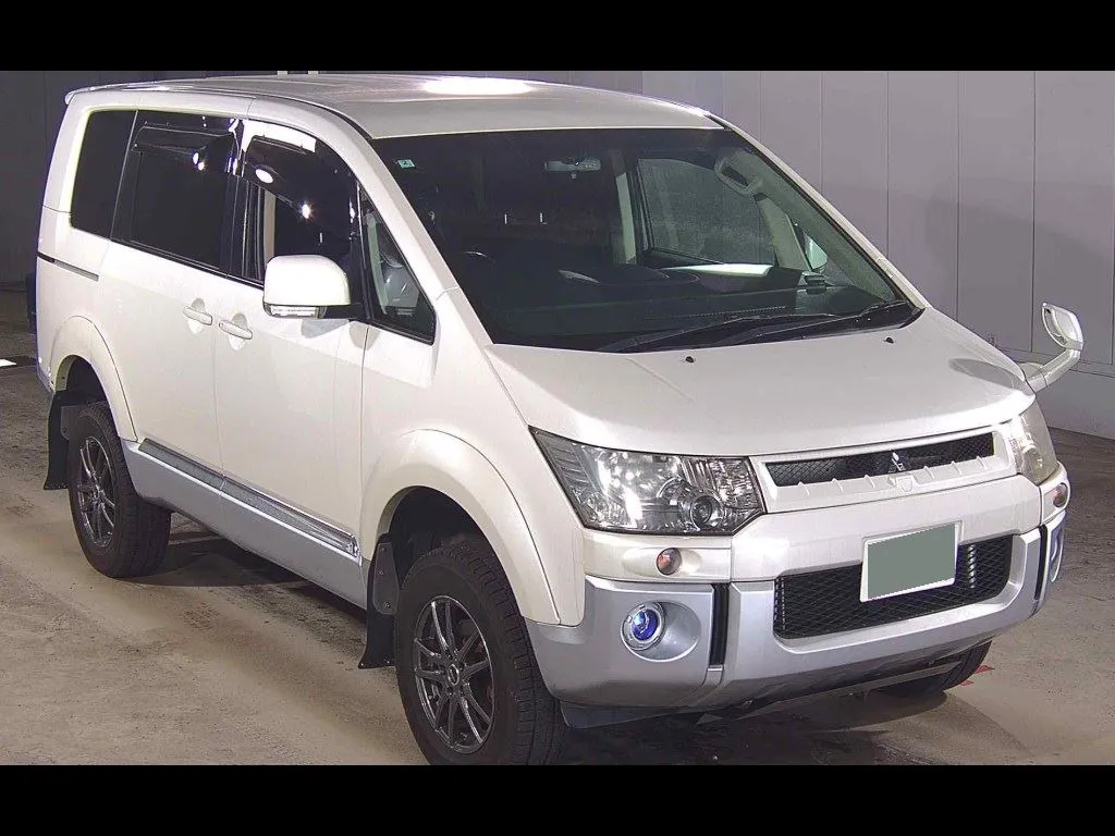 MITSUBISHI DELICA D:5 4WD G POWER PACKAGE