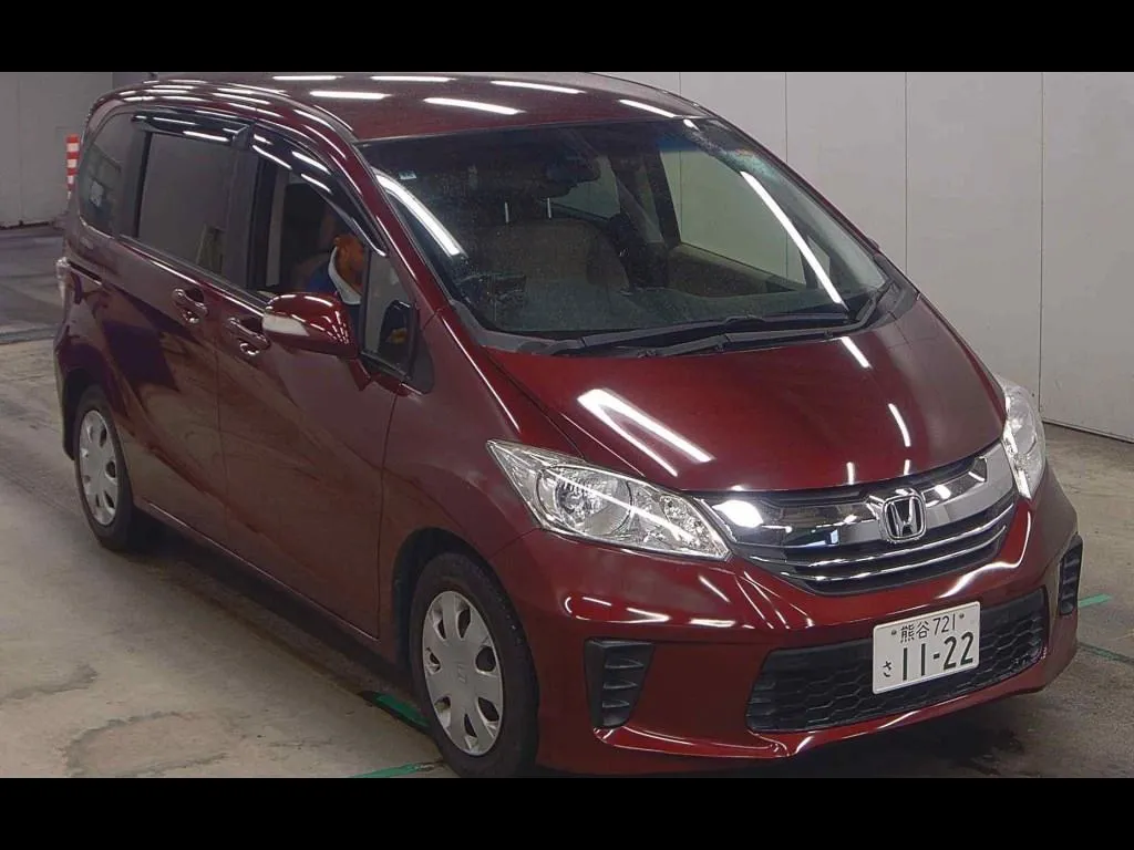HONDA FREED G PREMIUM EDITION