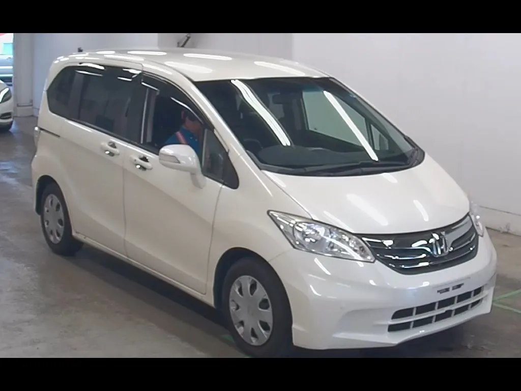 HONDA FREED G JUST SELECTION