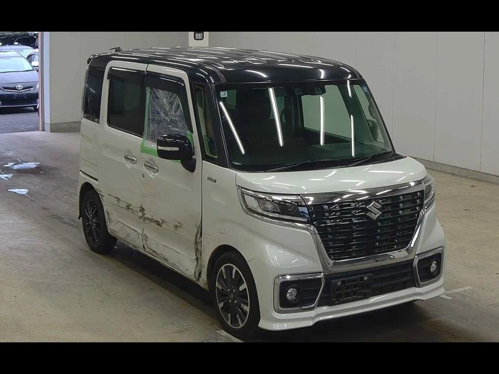 SUZUKI SPACIA CUSTOM HYBRID XS TURBO