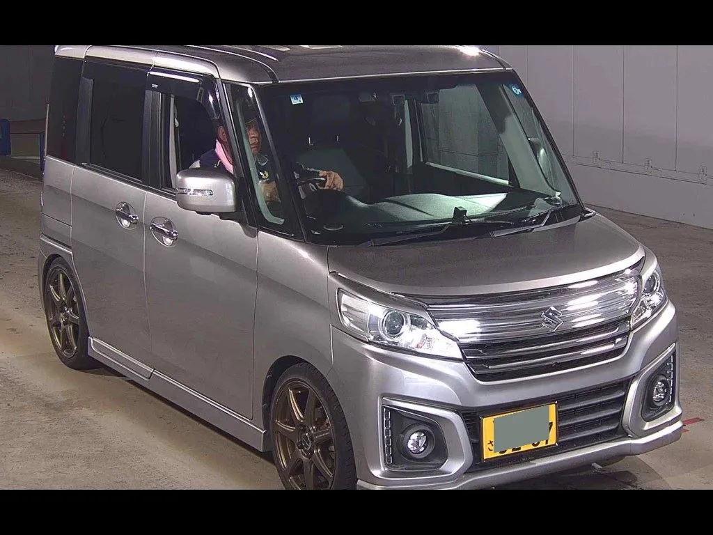 SUZUKI SPACIA CUSTOM XS