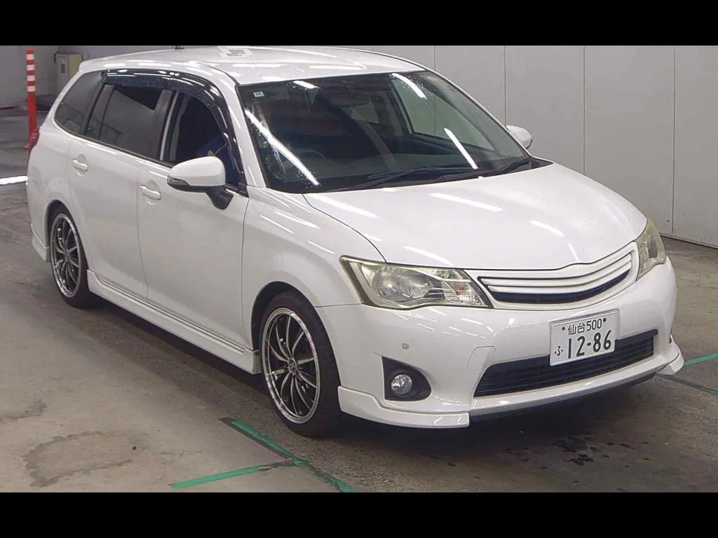 TOYOTA COROLLA FIELDER 1.5G AERO TOURER