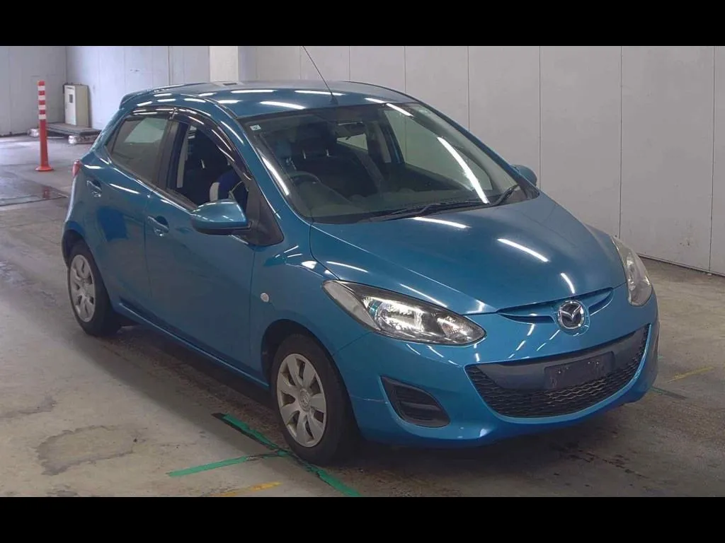 MAZDA DEMIO 5D 13-SKYACTIV