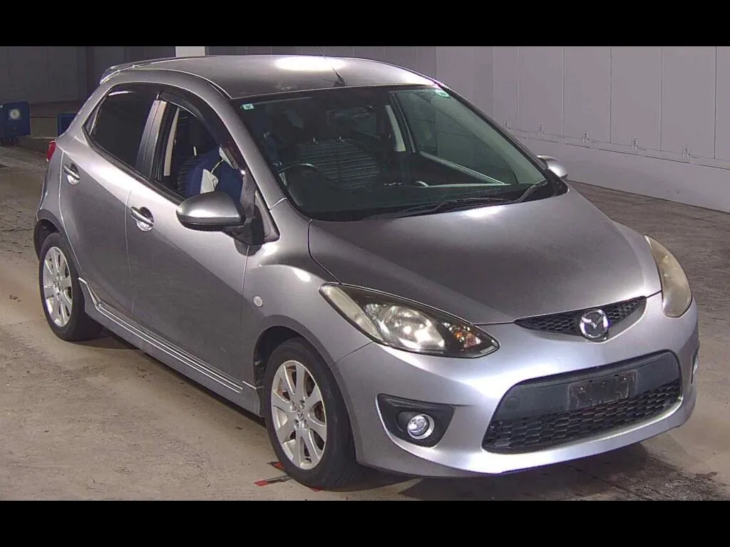 MAZDA DEMIO 5D 13S