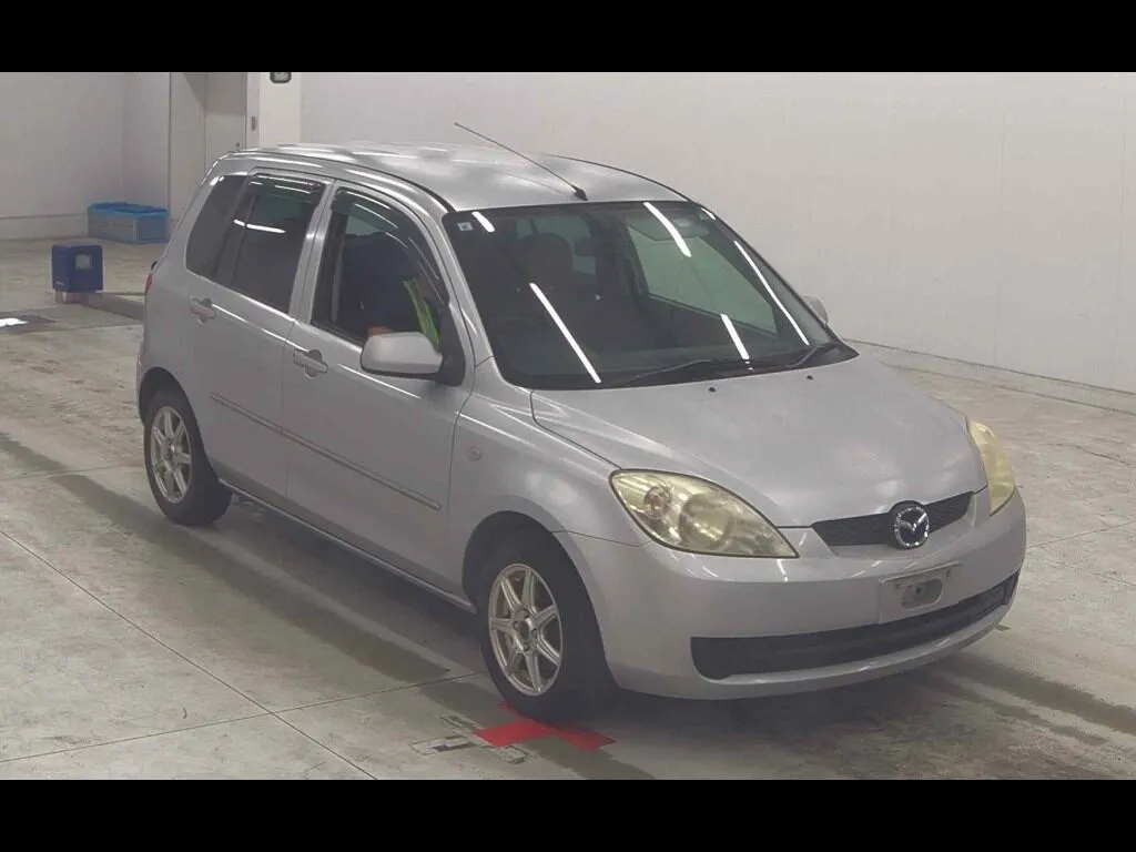 MAZDA DEMIO 5D CASUAL