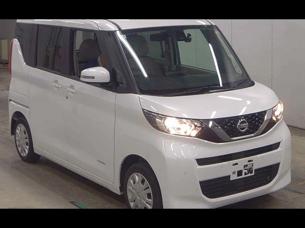 NISSAN ROOX 4WD X
