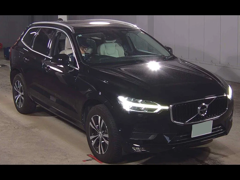 VOLVO XC60 4WD D4 AWD MOMENTUM
