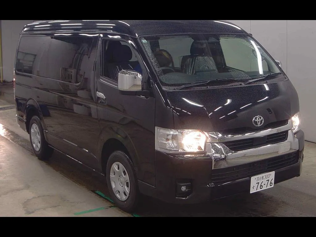 TOYOTA HIACE WAGON 4D 4WD GL