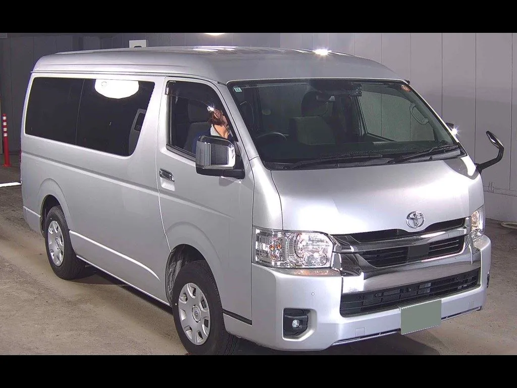 TOYOTA HIACE WAGON 4D 4WD GL