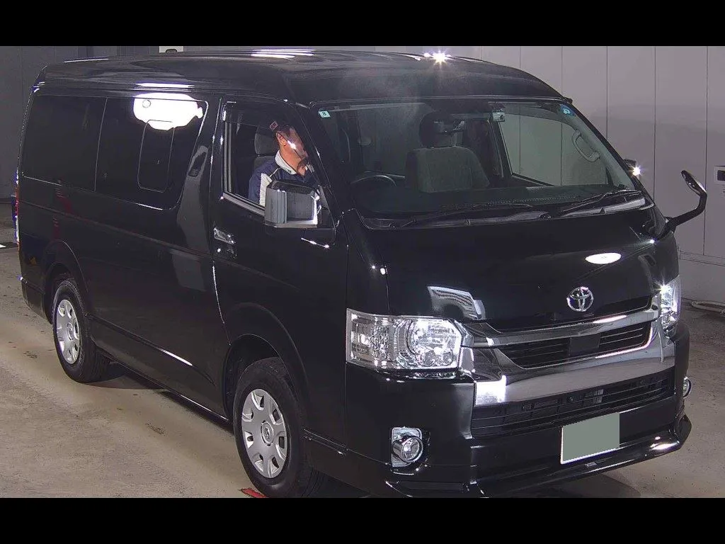 TOYOTA HIACE WAGON 4D 4WD GL