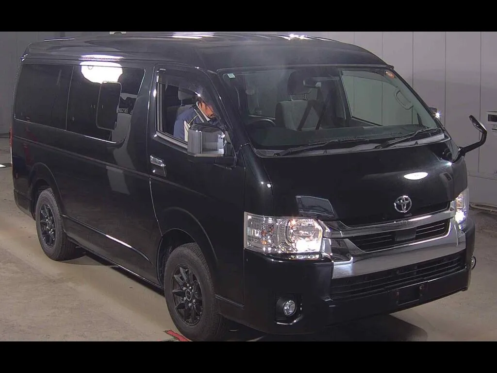 TOYOTA HIACE WAGON 4D 4WD GL