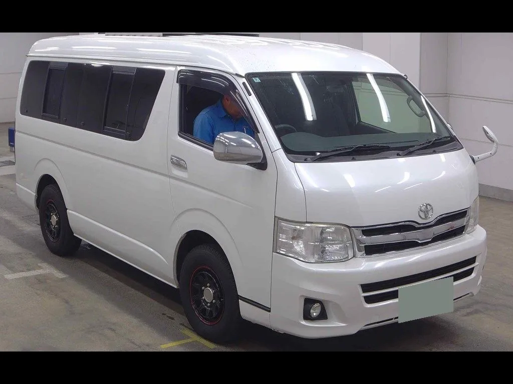 TOYOTA HIACE WAGON 4D 4WD GL