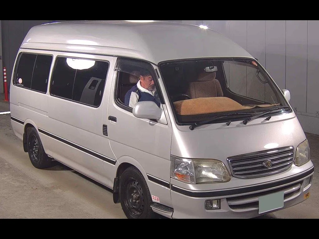TOYOTA HIACE WAGON 4D GRAND CABIN G-P