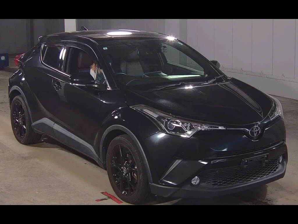 TOYOTA C-HR 4WD G-T