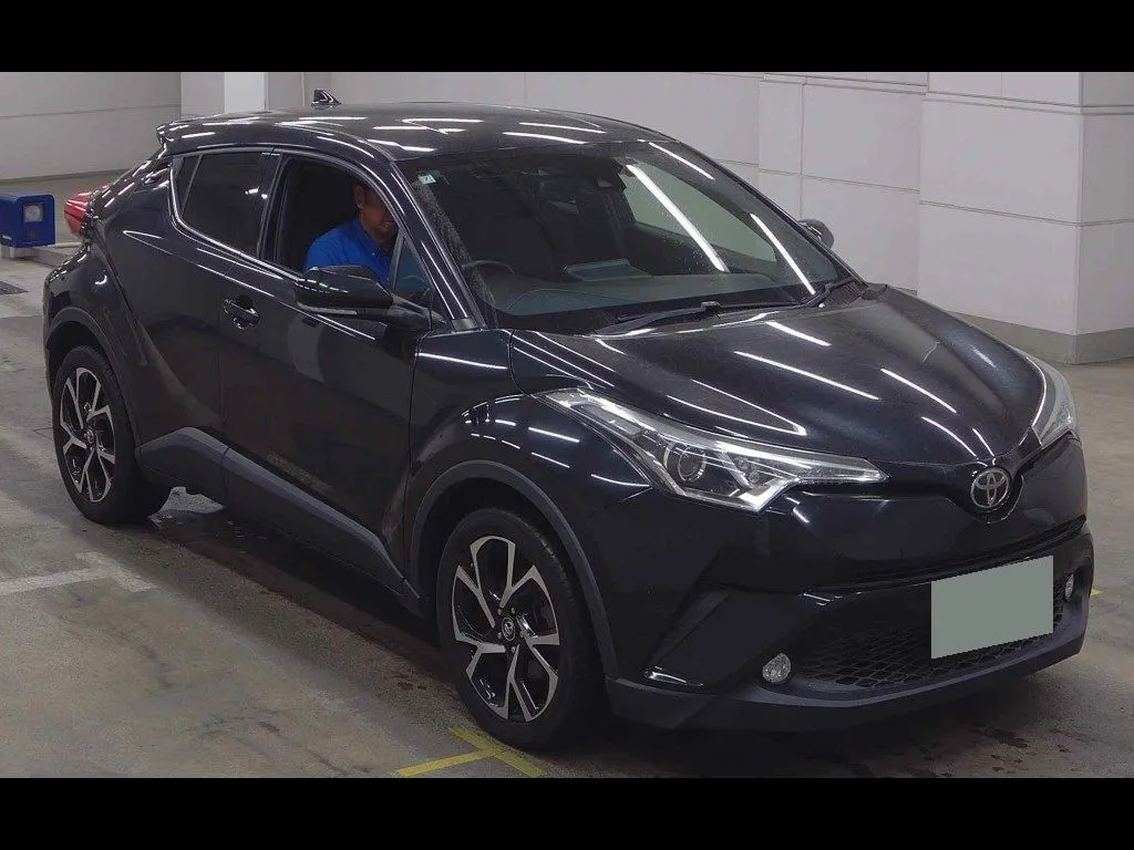 TOYOTA C-HR 4WD G-T