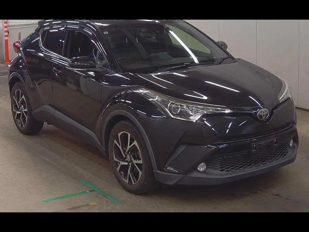 TOYOTA C-HR 4WD G-T