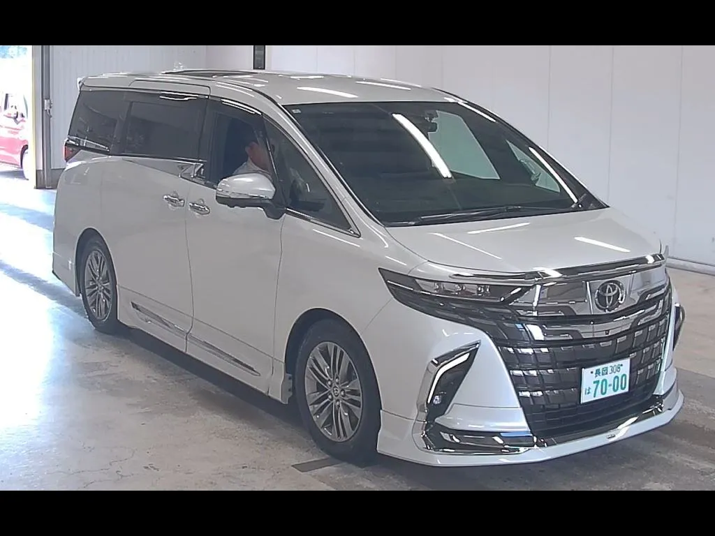 TOYOTA ALPHARD HYBRID 4WD Z