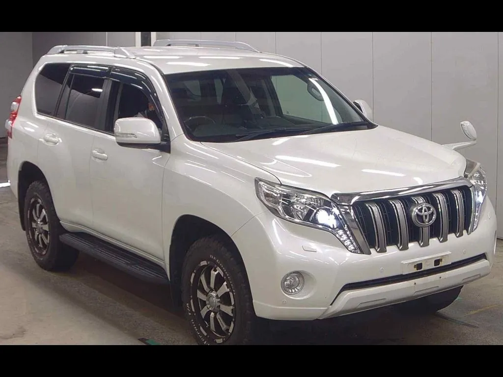 TOYOTA LAND CRUISER PRADO 5D 4WD TX