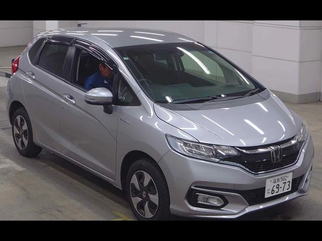 HONDA FIT HYBRID 4WD L PACKAGE