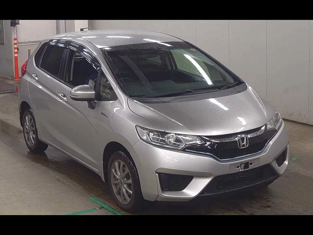 HONDA FIT HYBRID 4WD L PACKAGE
