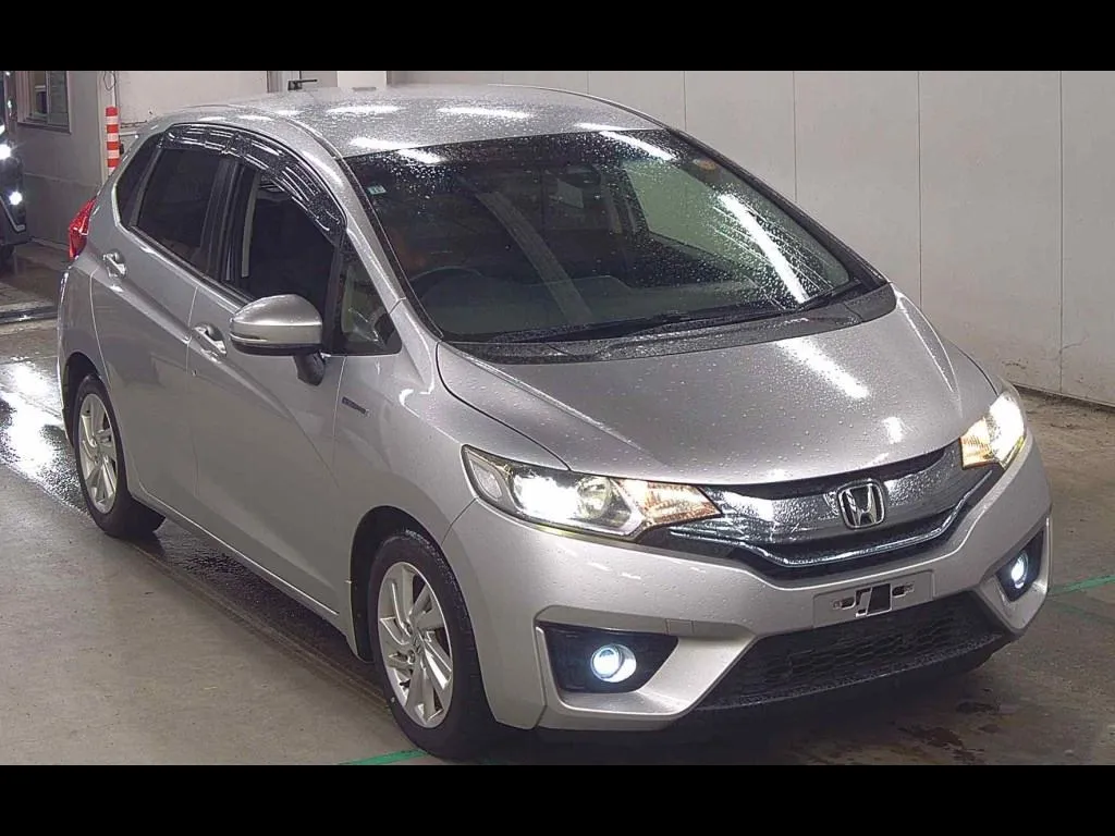 HONDA FIT HYBRID L PACKAGE