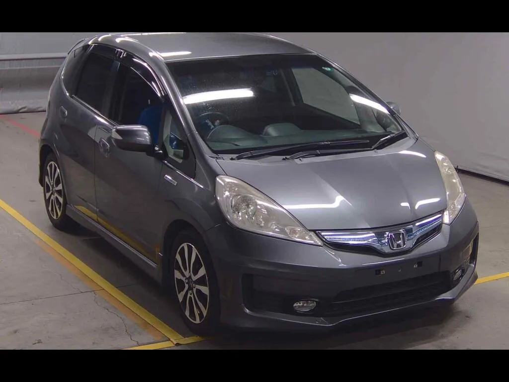 HONDA FIT HYBRID RS FINE STYLE