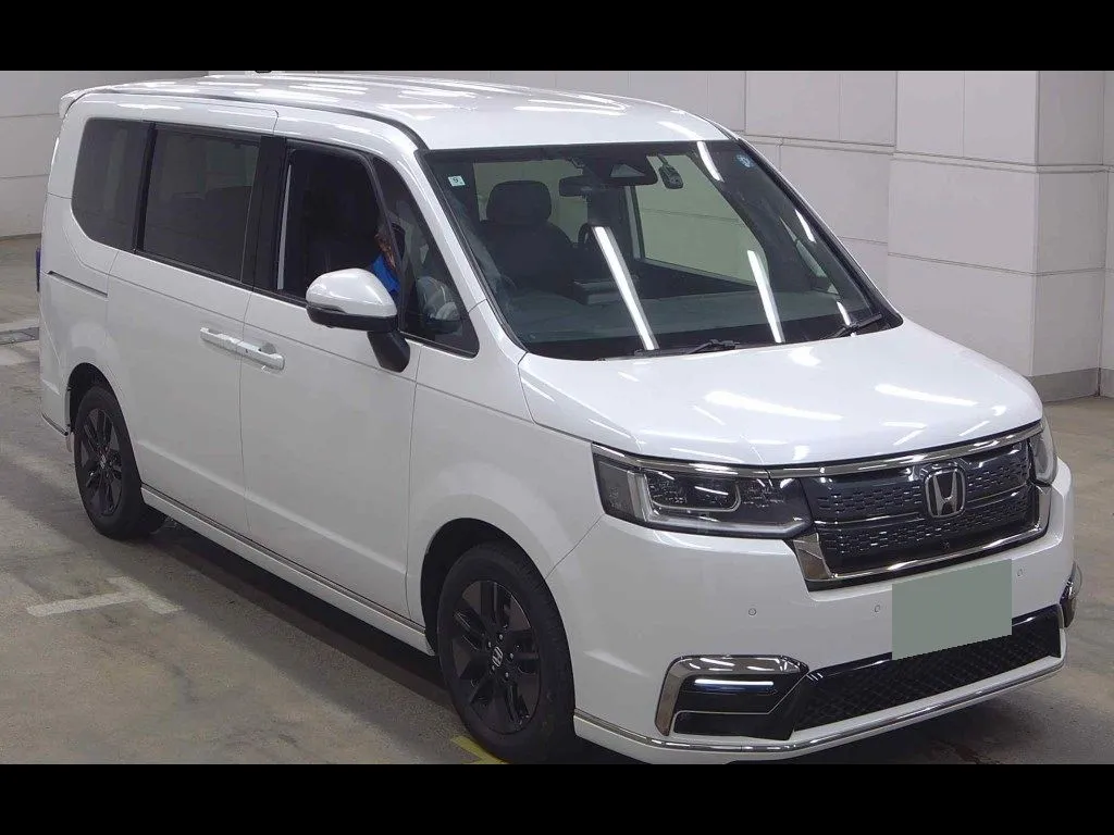 HONDA STEPWAGON SPADA 4WD SPADA