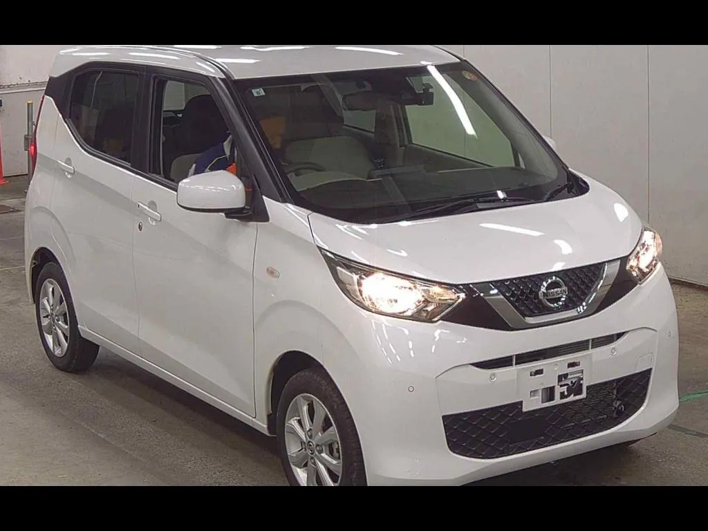 NISSAN DAYZ 4WD X