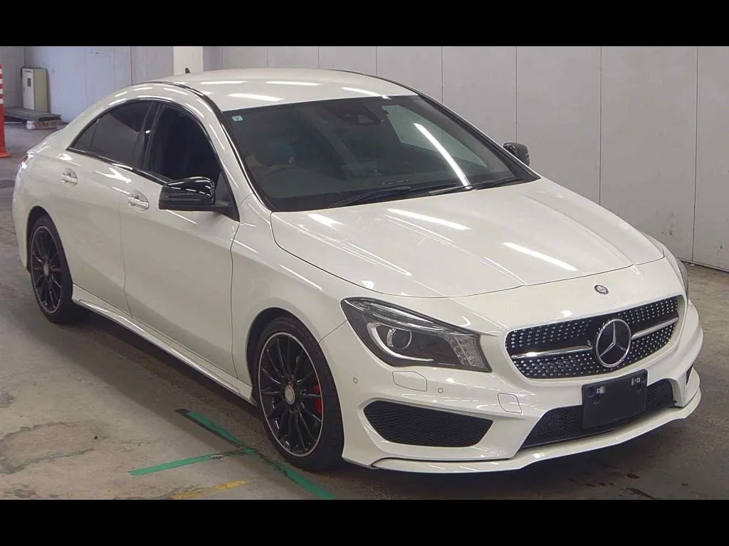 MERCEDES BENZ CLA-CLASS CLA180 EDITION BLACK