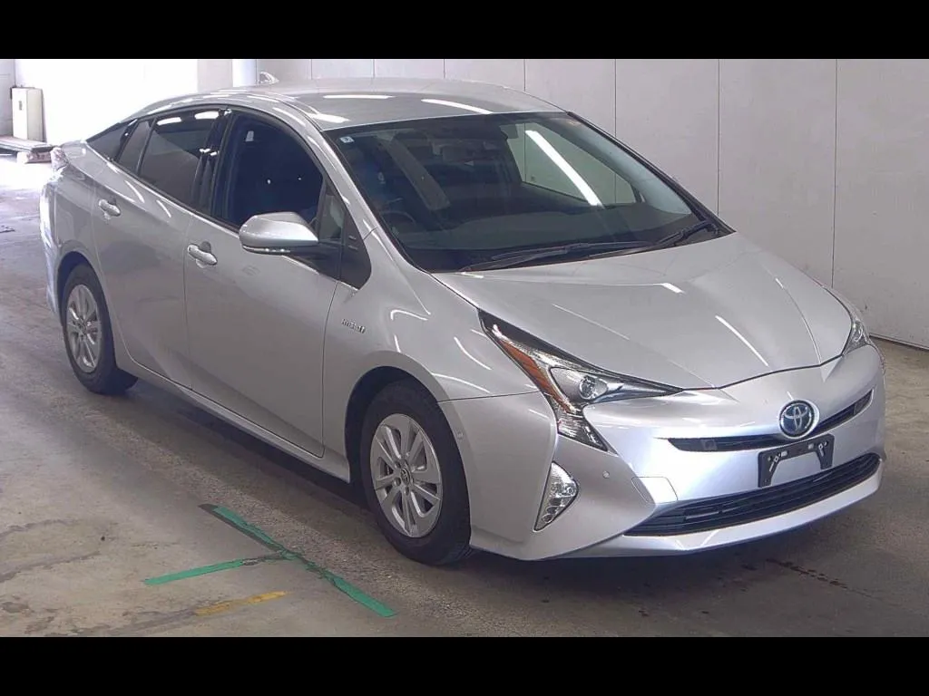TOYOTA PRIUS 5D S SAFETY PLUS
