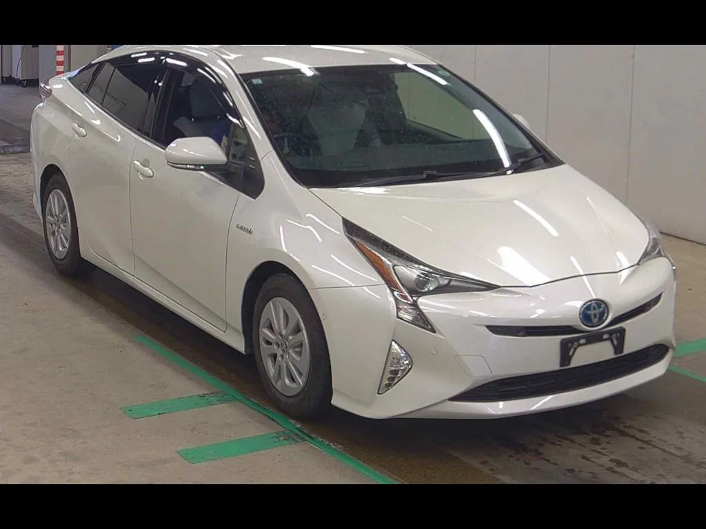TOYOTA PRIUS 5D S SAFETY PLUS