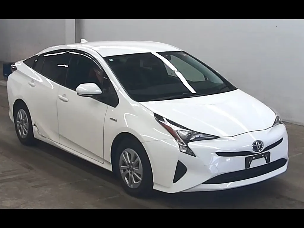 TOYOTA PRIUS 5D 4WD S