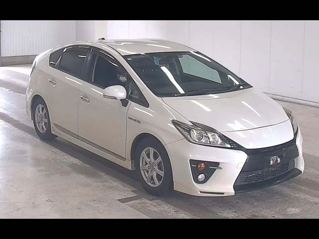 TOYOTA PRIUS 5D S TOURING SELECTION･GS