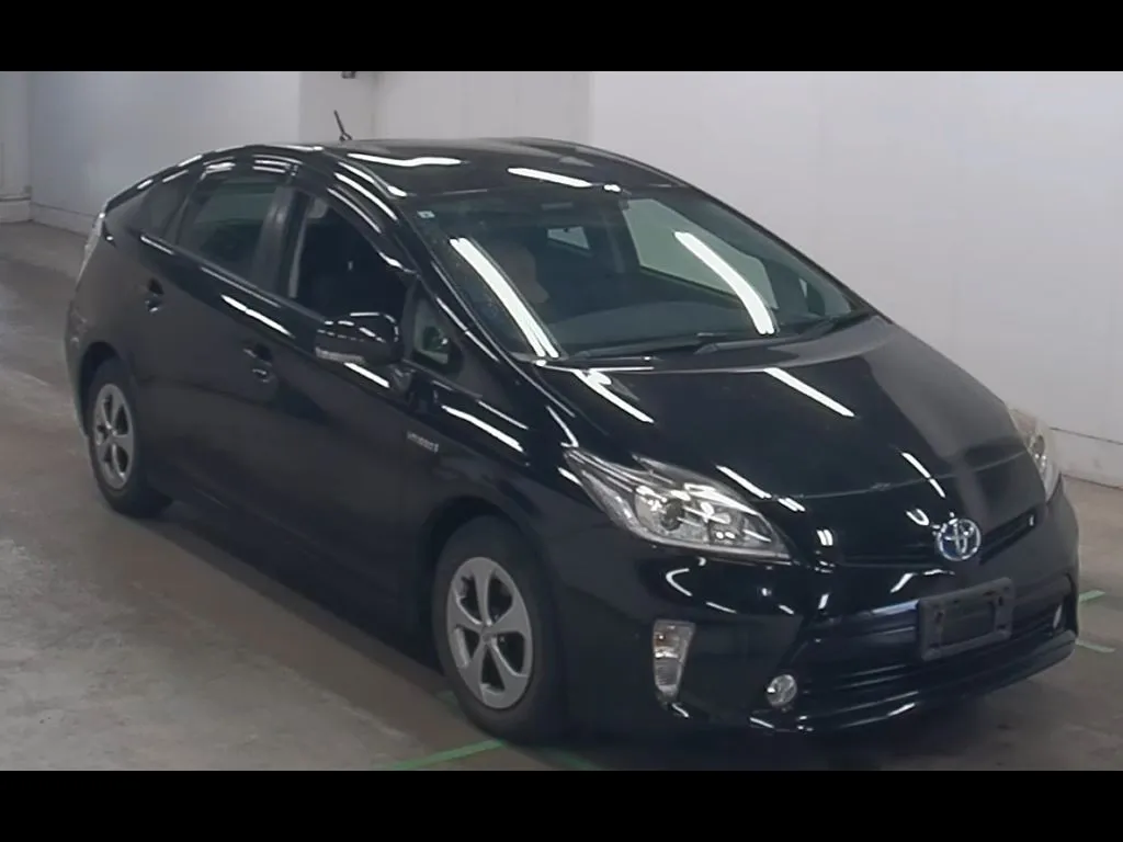 TOYOTA PRIUS 5D S