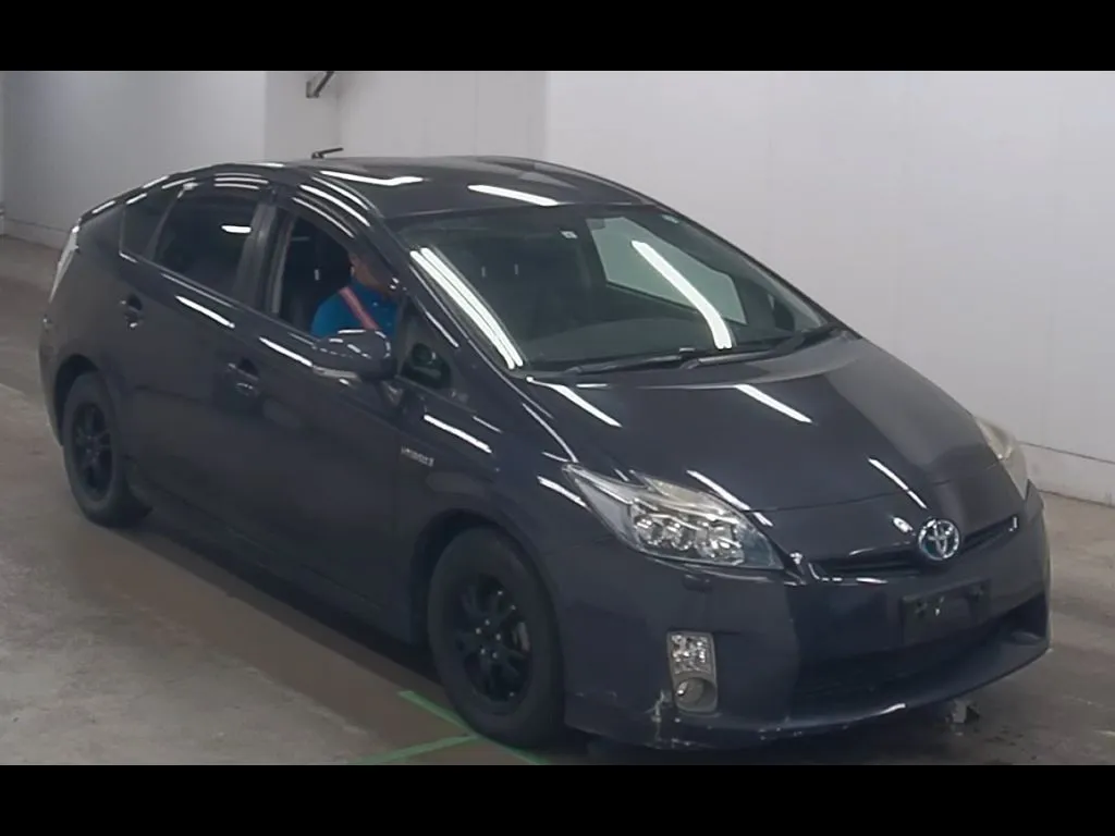 TOYOTA PRIUS 5D G LED EDITION