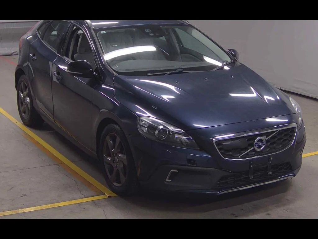 VOLVO V40 4WD CROSS COUNTRY T5 AWD